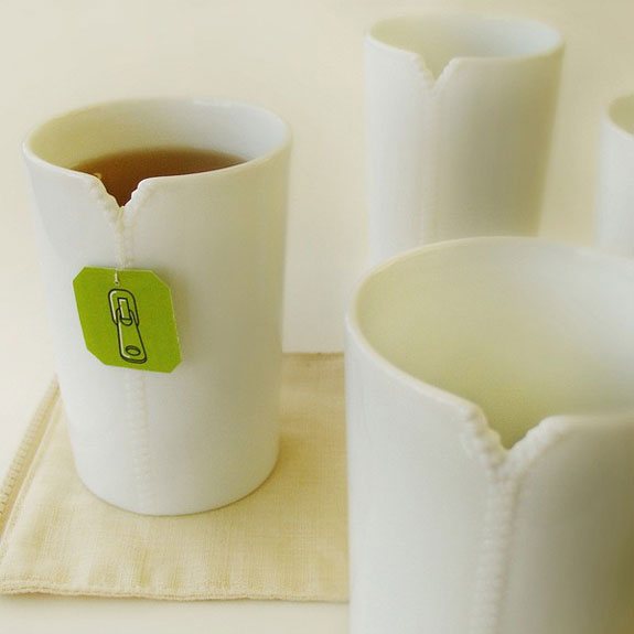 creative mugs zipper 2 50 Stylish Tea and Coffee Mugs Creative Designs
