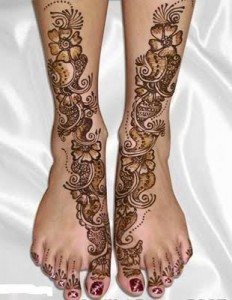 Bridal Mehndi for Legs