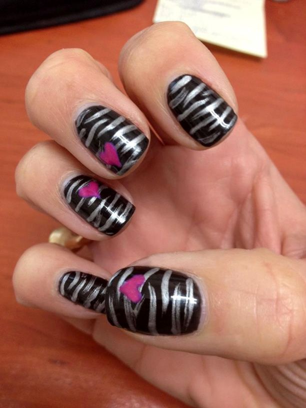 60 Incredible Valentine's Day Nail Art Designs 33 Valentine-Day-Nail-Art-31
