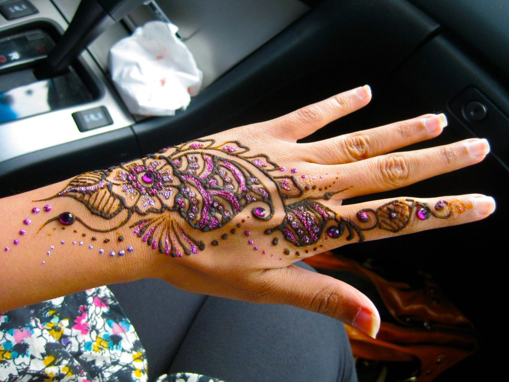 Chand-Raat-Mehndi-Designs11