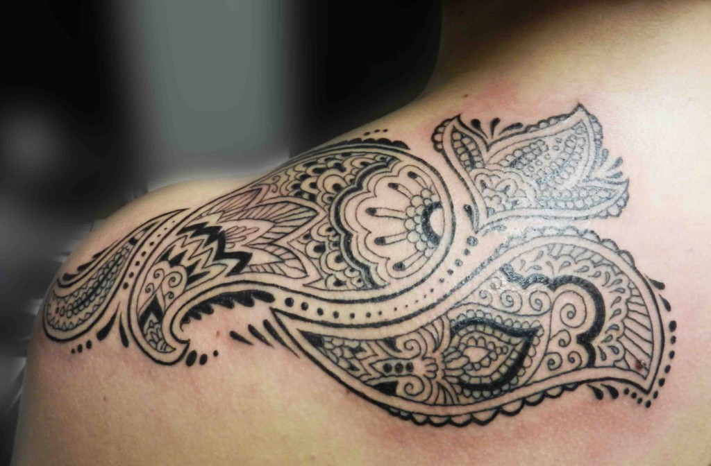 henna-designs-paisley-designs-tattoo-art-tattoo-designs-feminine-tattoo-cornwall-secret-ink-truro