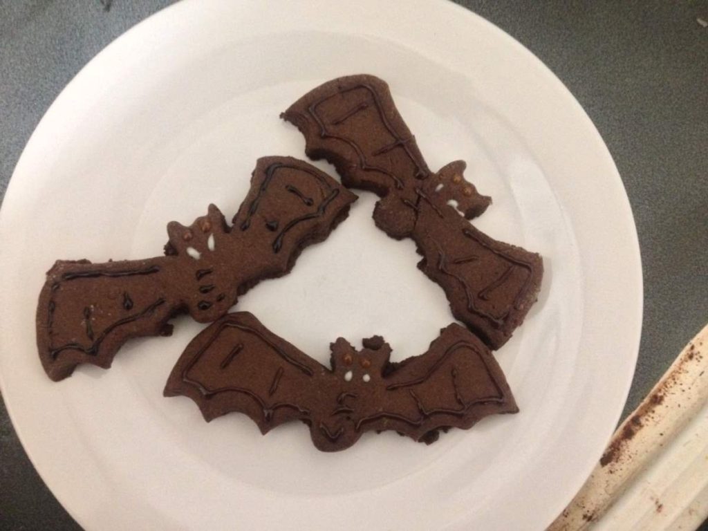 bat-chocolate-biscuit-004